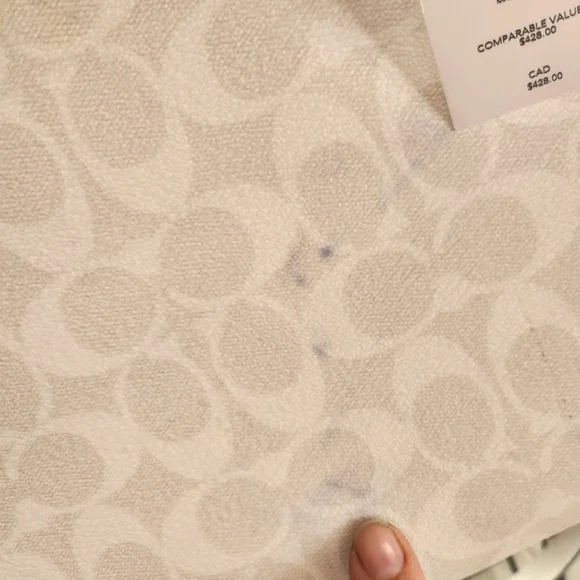 Coach white bag. Beautiful bag - Picture 10 of 12